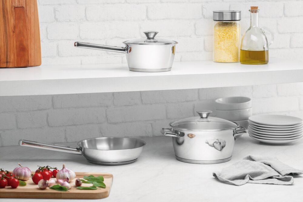 Allegra stainless steel cookware set with tri-ply base, 5pc set - Image 4